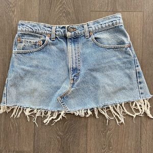 Levi’s vintage denim mini skirt. Size medium.